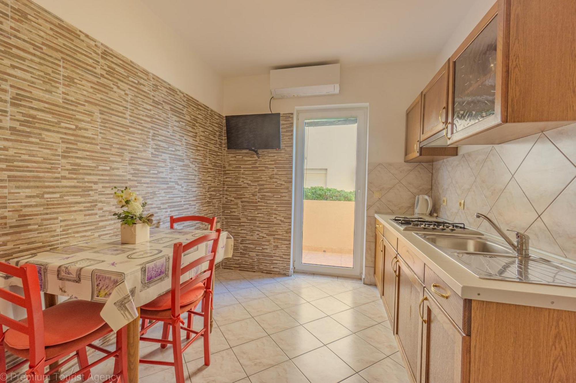 Apartment Katarina 1 Zubovici